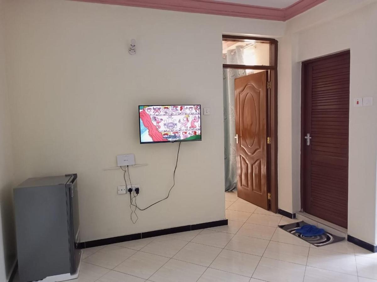 Lovely 1 Bedroom In Bamburi With Reliable Wifi มอมบาซา ภายนอก รูปภาพ
